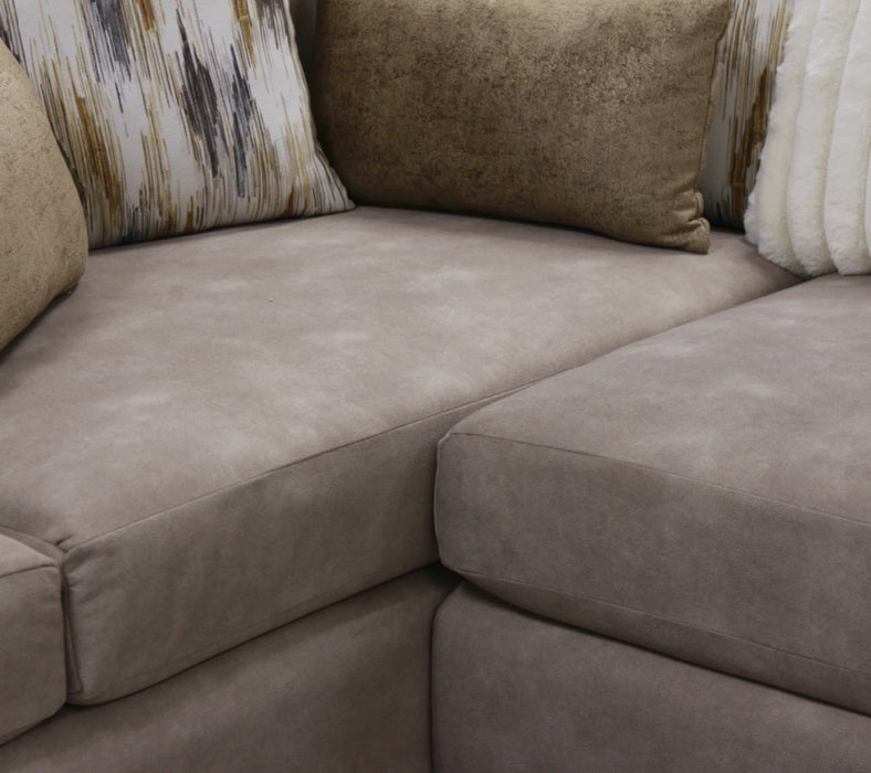 Sala Seccional Luciana Beige